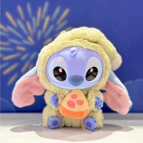 ❌ 🆕 Miniso Disney Stitch “Eat Something Before Sleep” Crispy Pizza Bag Charm - Picture 8 of 10